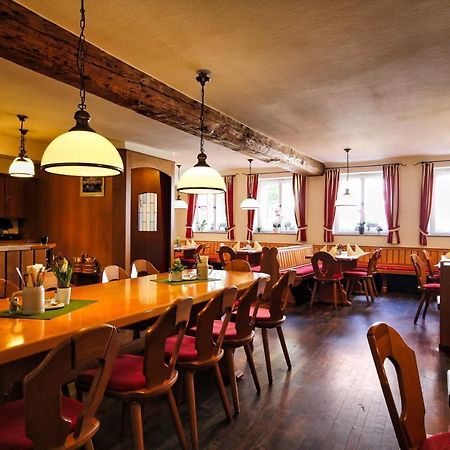Hotel-Gasthof Postbraeu Dingolfing Exterior photo