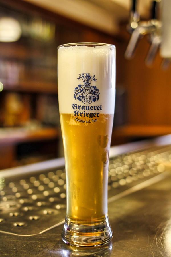 Hotel-Gasthof Postbraeu Dingolfing Exterior photo